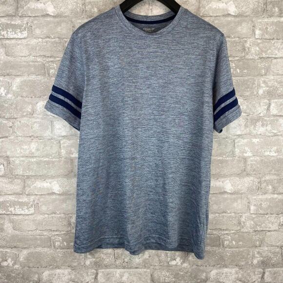 SALE Bundle of 2 Old Navy Athletic Workout Short Sleeve Tees Men's Size Large - Picture 2 of 10